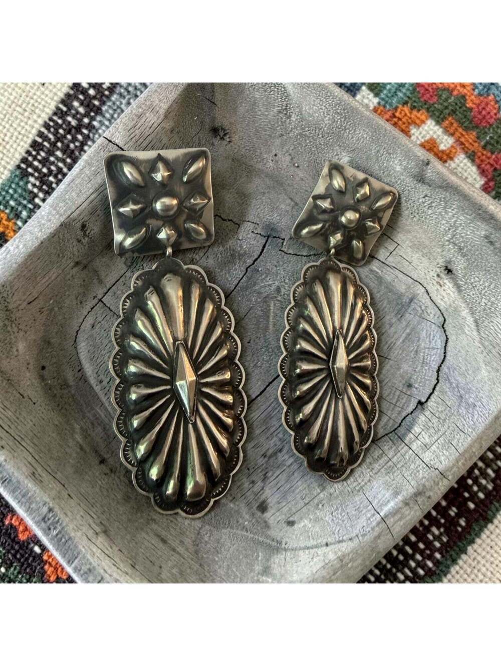 Double Concho Earrings-Rita Lee - Picture 2 of 6